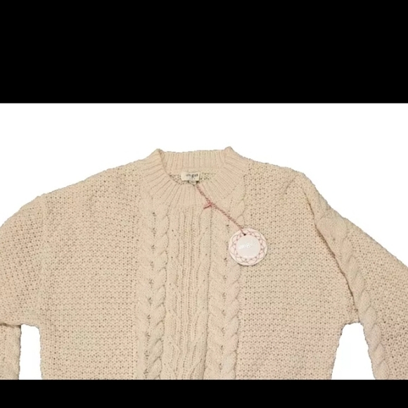 Umgee USA Boutique Cable Knit Long Sleeve Cozy Sweater Cream Size M Crewneck - Picture 3 of 11